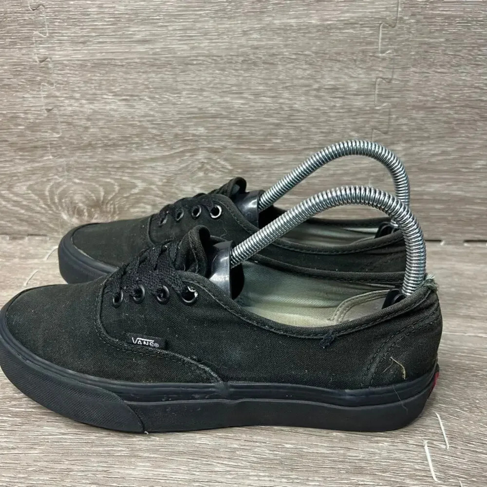 Vans Authentic Unisex Black Canvas Lo Pro Skate Shoes Men's 6 / Women's 7.5